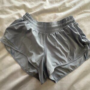 Lululemon Hotty Hot 2.5" Shorts
